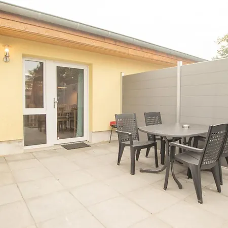 Reihenhaus, 40 Qm, 1 Schlafzimmer Neu Gaarz